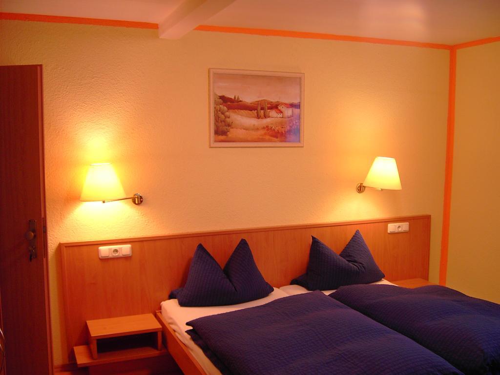 Hotel Hessisches Haus Rossdorf  Exteriér fotografie